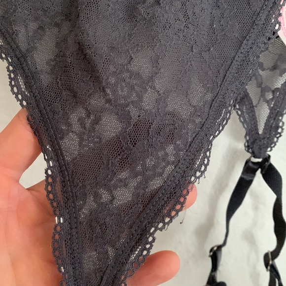 Victoria secret racer back lace bralette - Picture 2 of 4
